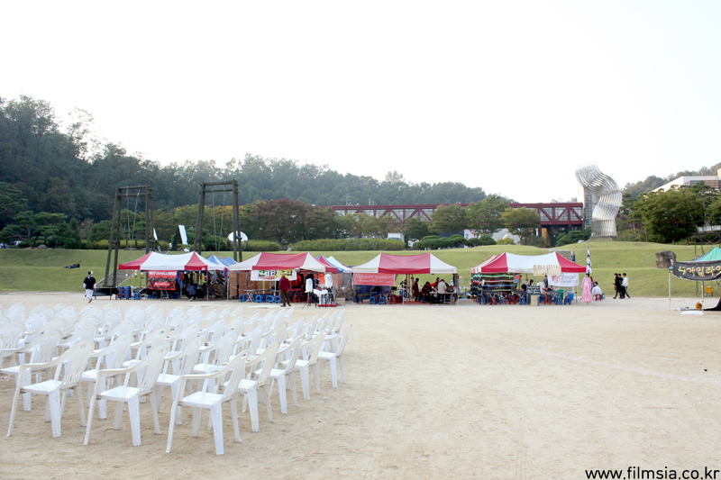 2012 창학 50주년 축제, 영화과 주막 1